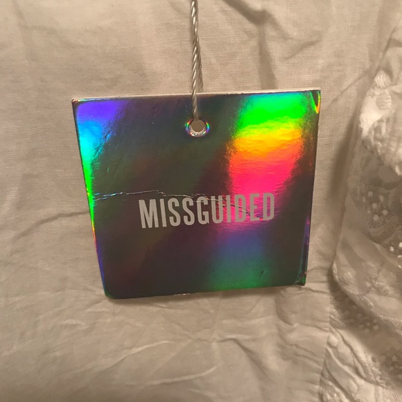 Missguided Briodery Angelias Frill Dress - Picture 4 of 5